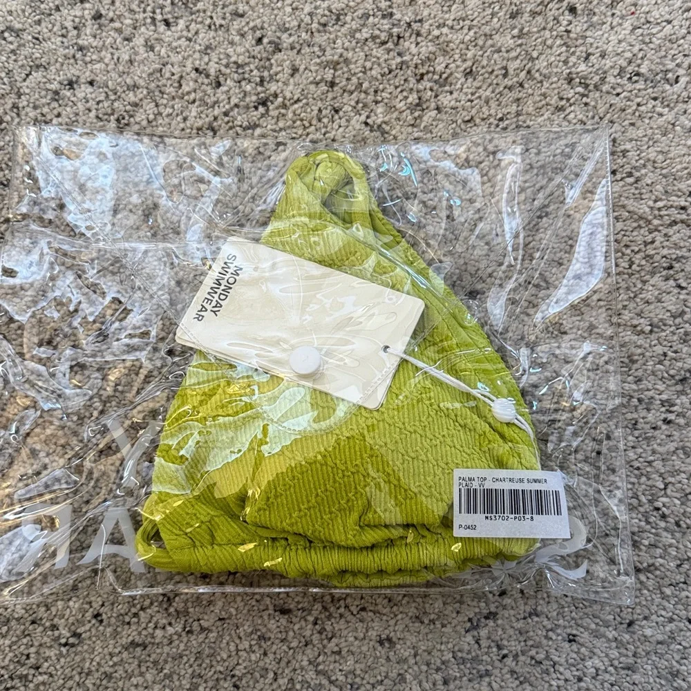 NEW Monday Swimwear PALMA TOP - CHARTREUSE SUMMER PLAID bikini swim size VV